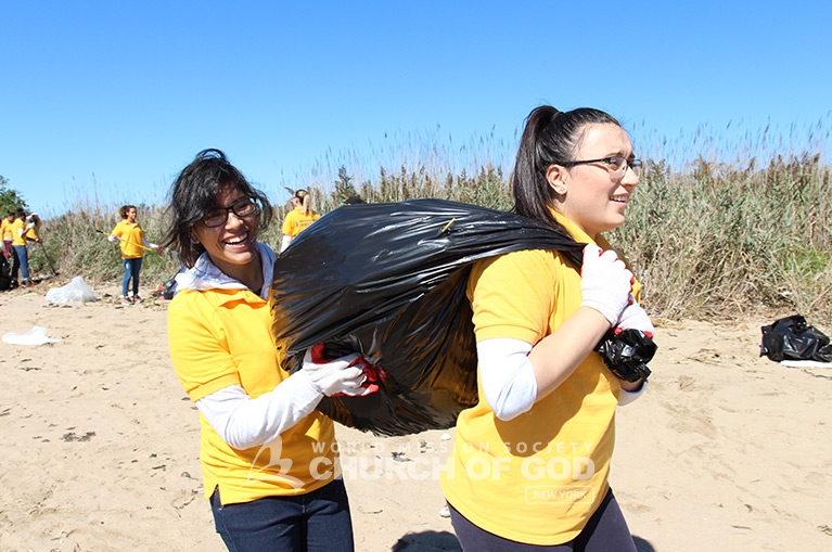 world mission society church of god in queens, long island, wmscog, howard beach environmental cleanup, east coast volunteer service day 2016