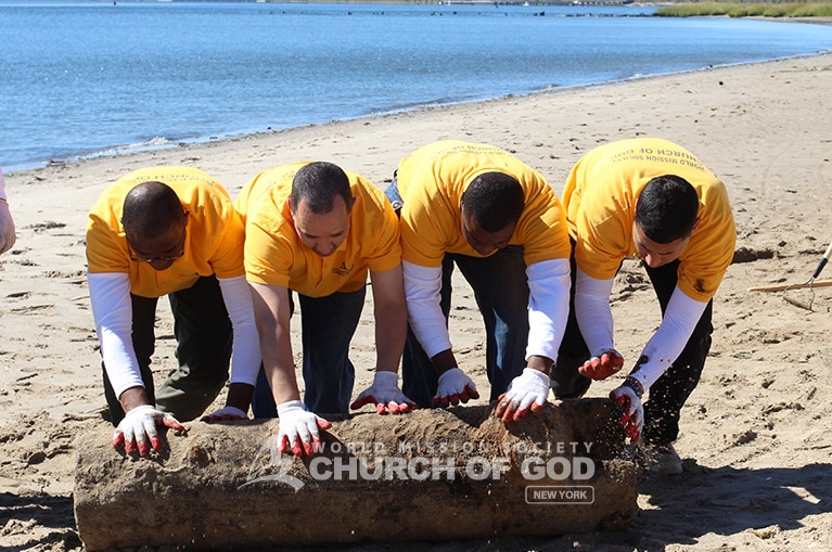 world mission society church of god in queens, long island, wmscog, howard beach environmental cleanup, east coast volunteer service day 2016