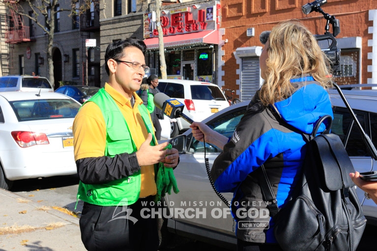 World Mission Society Church of God, wmscog, Mother's Street, cleanup, movement, mother, campaign, trash, garbage, leaves, volunteers, volunteerism, unity, global, world, new york, the bronx, albany, middletown, buffalo, rochester, christian