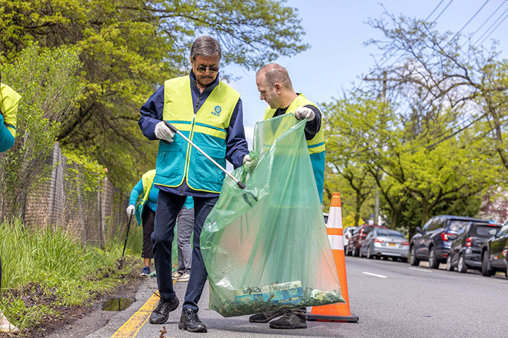 ASEZ WAO Goethals Road Cleanup in Staten Island